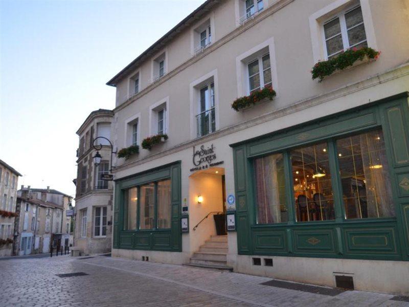 Logis Le Saint Georges Hotel 3*