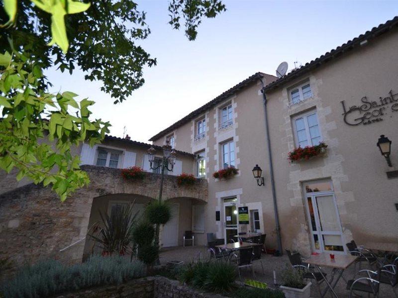 Logis Le Saint Georges Hotel 3*