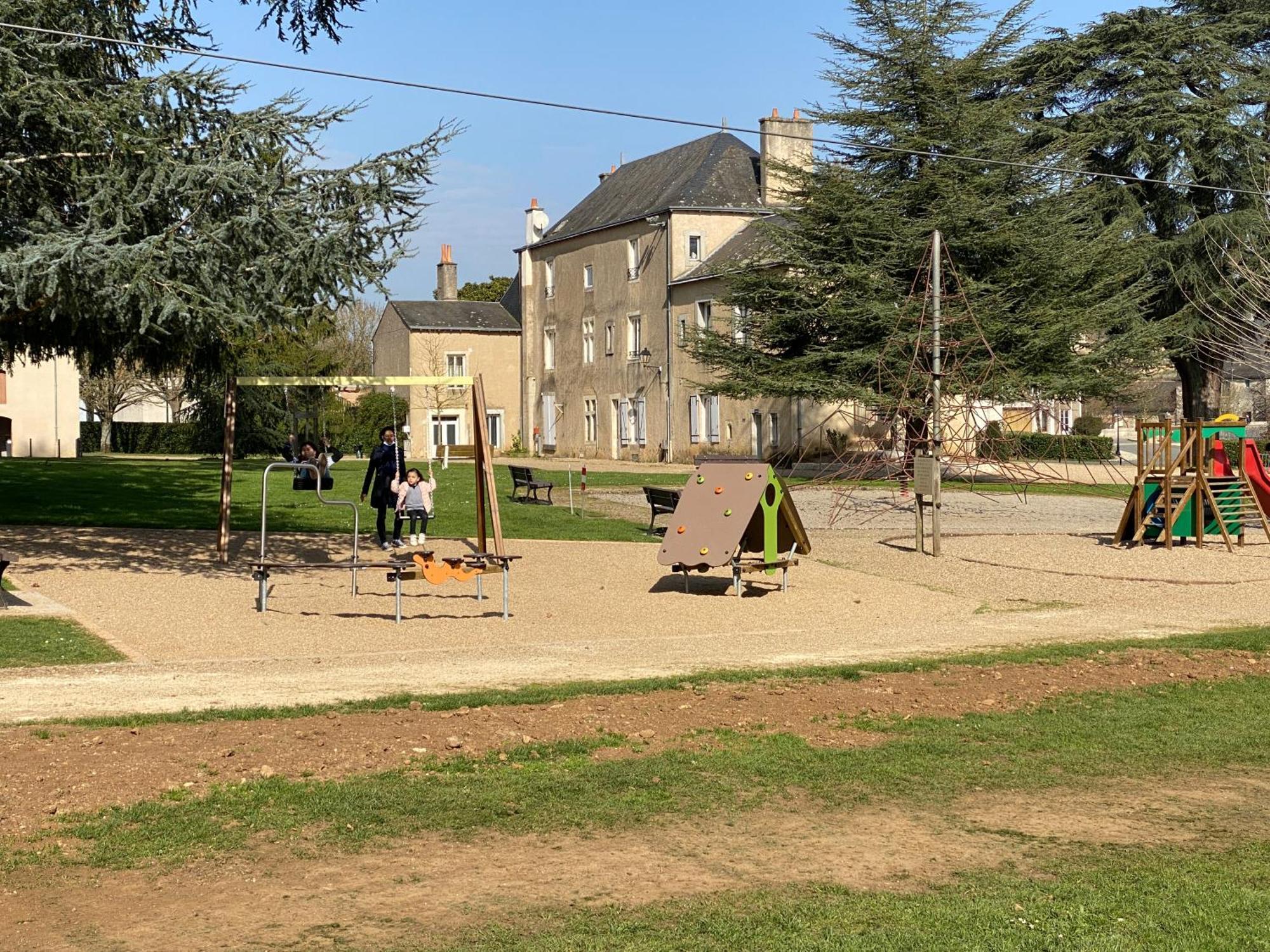 Logis Le Saint Georges 3*