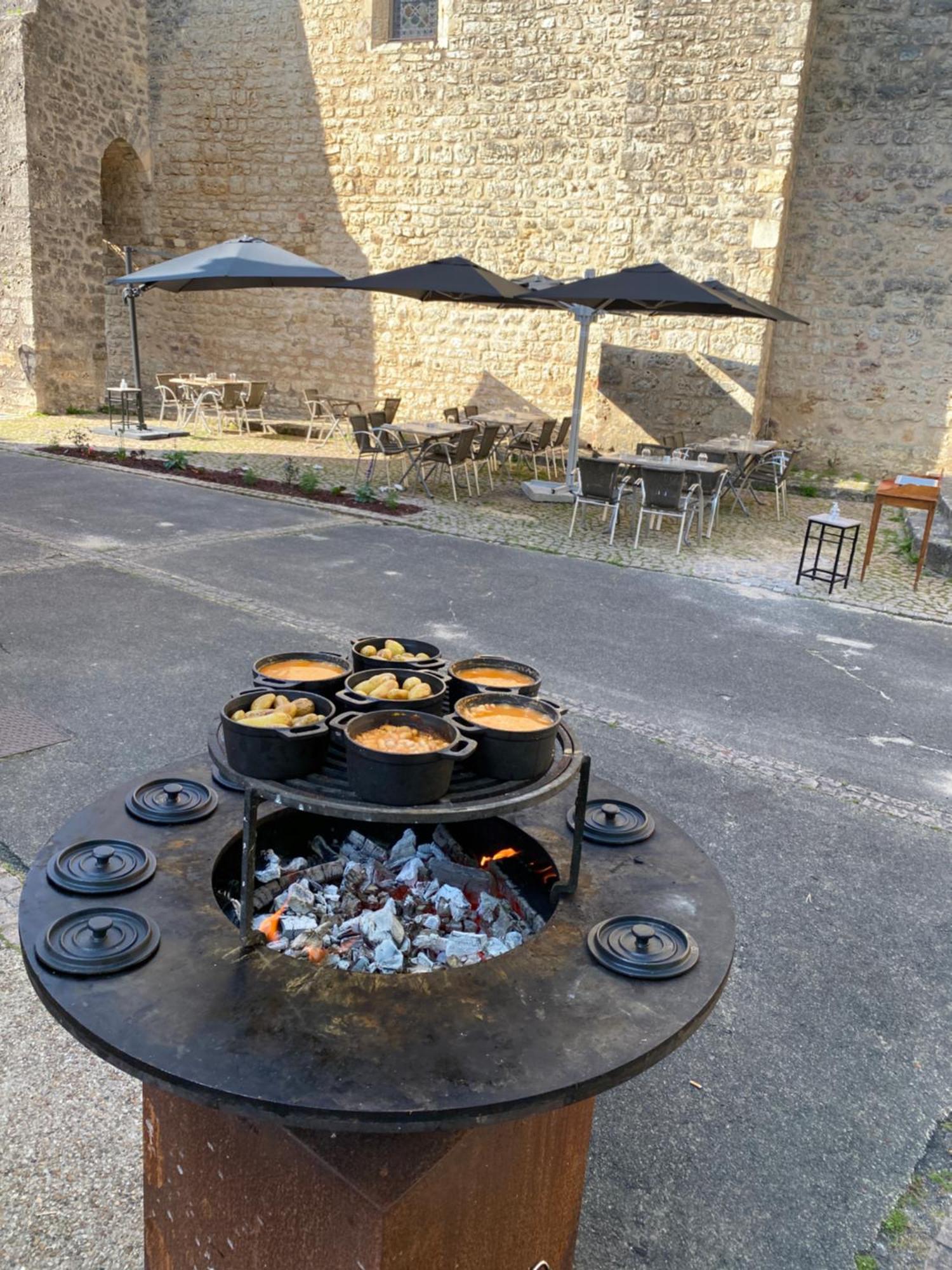 Logis Le Saint Georges Hotel 3*