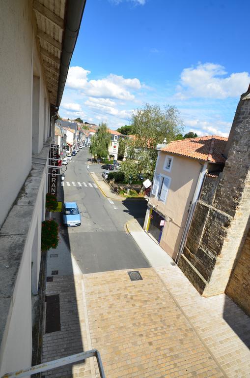 Logis Le Saint Georges Hotel